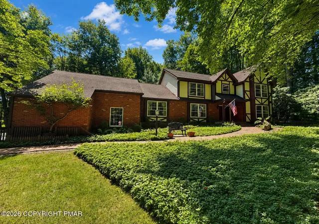 Photo 1 of Single family home for sale at 5333 Hickory Cir, Stroudsburg, PA 18360 | MLS# PM-143679 | Listing updated on 2026-09-29
