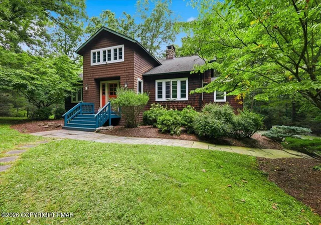 4th image of 214 Goldenrod Ln, Buck Hill Falls, PA 18323 | MLS# PM-143830