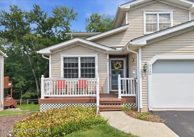 1st image of 714 Garnet Ln, East Stroudsburg, PA 18301 | MLS# PM-143952