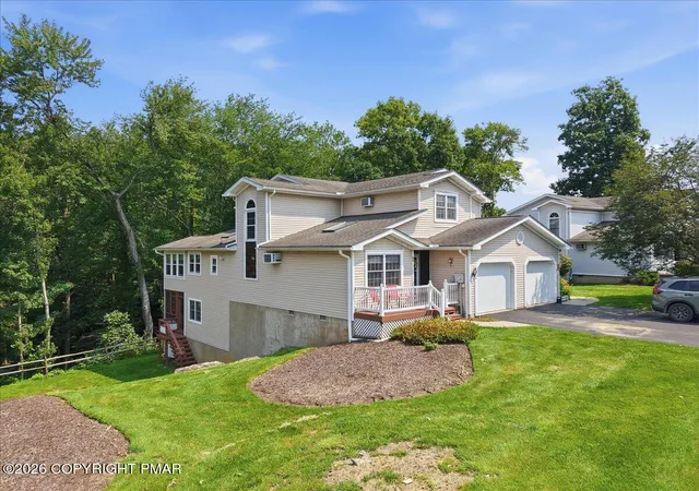 4th image of 714 Garnet Ln, East Stroudsburg, PA 18301 | MLS# PM-143952