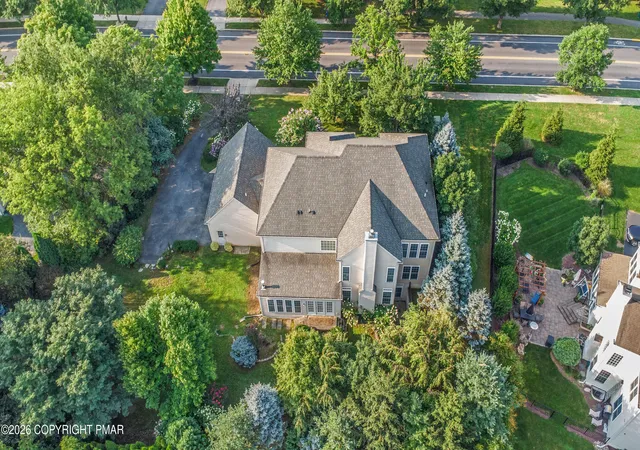 Photo 4 of Single family home for sale at 6572 Sauerkraut Ln, Macungie, PA 18062 | MLS# PM-143965 | Listing updated on 2026-10-05