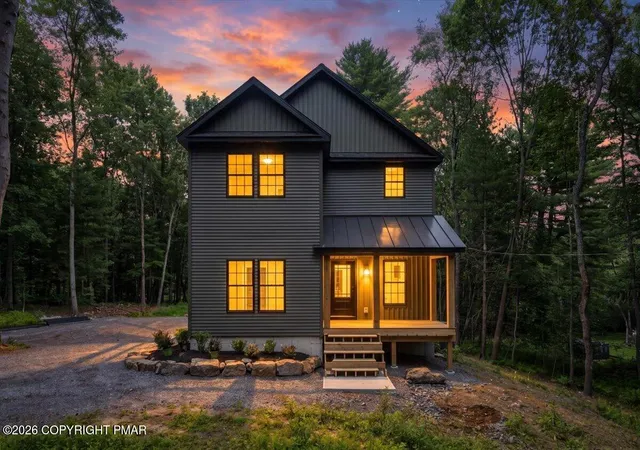 Photo 2 of Single family home for sale at 124 River Ct 92, Pocono Lake, PA 18347 | MLS# PM-143951 | Listing updated on 2026-09-04