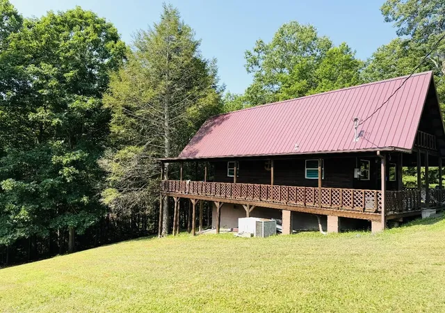 Photo 1 of Single family home for sale at 135 Isaac Dr, Wellington, KY 40387 | MLS# 26021100 | Listing updated on 2026-08-25