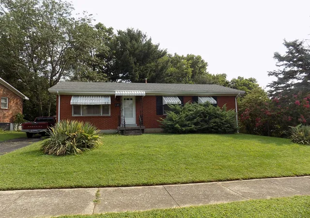 1st image of 1811 Raleigh Rd, Lexington, KY 40505 | MLS# 26021297