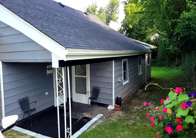 1st image of 427 Elm St, Richmond, KY 40475 | MLS# 26021465