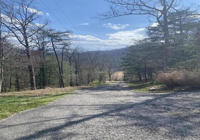 3rd image of 11598 Red Lick Rd, Irvine, KY 40336 | MLS# 26021405