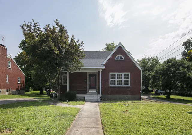 1st image of 402 Logan Ave, Stanford, KY 40484 | MLS# 26022177
