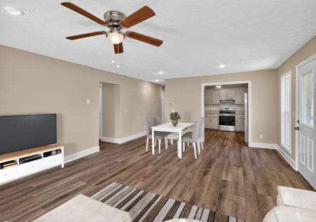 Photo 4 of Single family home for sale at 251 Longview St, Harrodsburg, KY 40330 | MLS# 26022423 | Listing updated on 2026-10-05