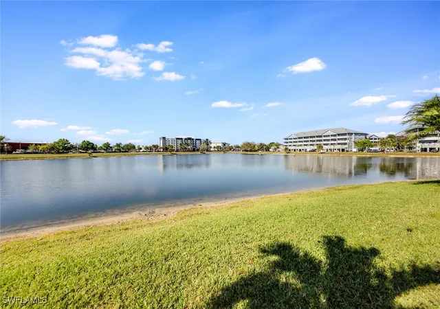 Listing Photo 4 - Condo for sale in building located at 4306 Bellasol Cir, Fort Myers, FL 33916 - Unit #3412