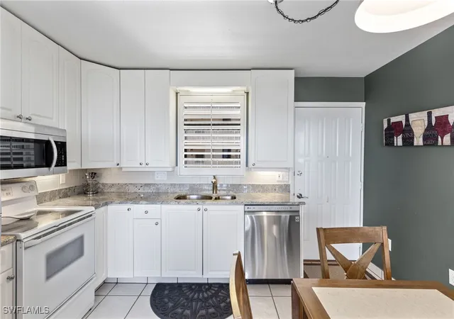 Photo 3 of Condo for sale at 5900 Bonita Beach Rd #1802, Bonita Springs, FL 34134 | MLS# 225037536 | Listing updated on 2026-08-24