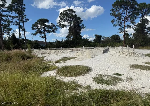 2nd image of 128/130 Homer Ave S, Lehigh Acres, FL 33973 | MLS# 225037073