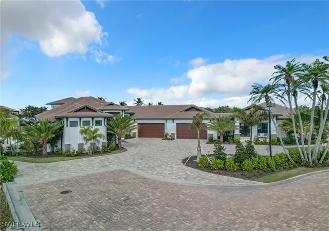 Photo 2 of Mansion for sale at 14201 Bay Dr, Fort Myers, FL 33919 | MLS# 224084348 | Listing updated on 2026-08-29