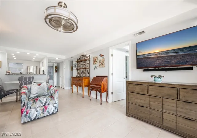 Listing Photo 5 - Condo for sale in building located at 190 Pebble Bch Blvd, Naples, FL 34113 - Unit #103