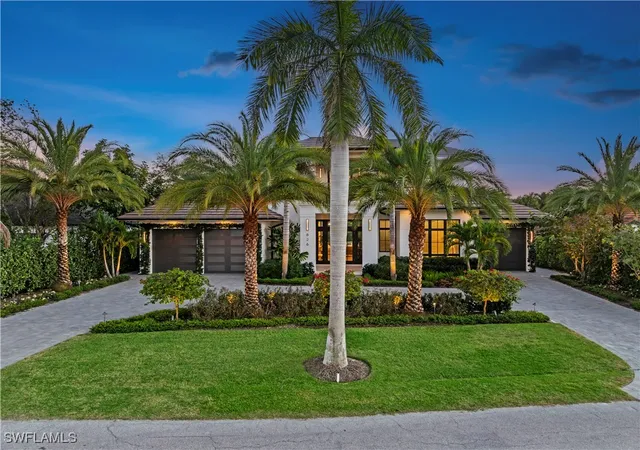 Photo 3 of Mansion for sale at 626 S Golf Dr, Naples, FL 34102 | MLS# 223075606 | Listing updated on 2026-08-23
