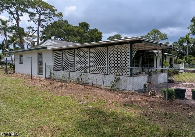 Photo 3 of Single family home for sale at 6759 Winkler Rd, Fort Myers, FL 33919 | MLS# 225006849 | Listing updated on 2026-08-21