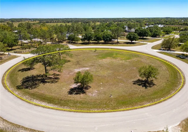 Photo 4 of Land for sale at 18999 River Estates Ln, Alva, FL 33920 | MLS# 225022962 | Listing updated on 2026-08-25