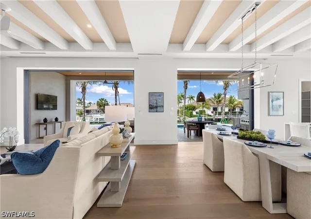 Photo 3 of Sale Pending at 826 Magnolia Ct, Marco Island, FL 34145 | MLS# 224103334 | Listing updated on 2026-08-23