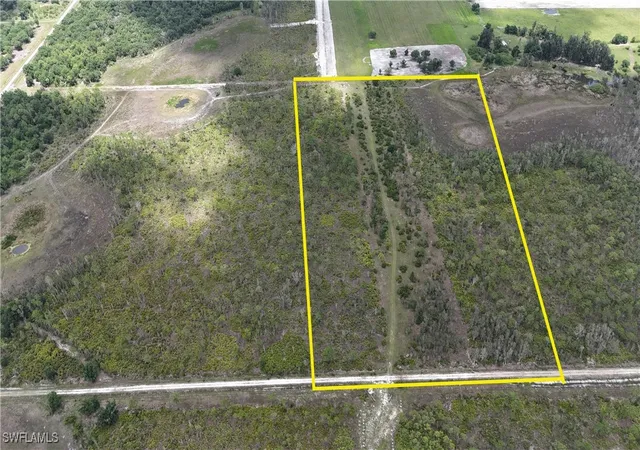 Photo 1 of Sale Pending at 21061 Granville Rd, North Fort Myers, FL 33917 | MLS# 225057311 | Listing updated on 2026-08-20