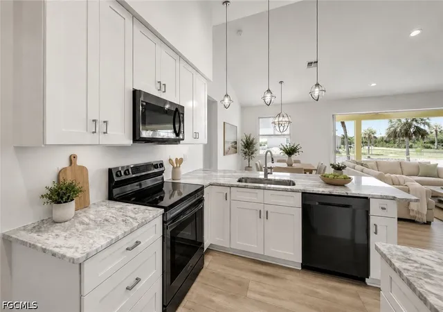Photo 3 of Single family home for sale at 3551 Heron Landing Cir, St James City, FL 33956 | MLS# 2025003997 | Listing updated on 2026-08-19