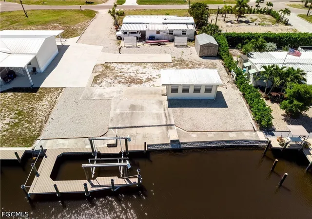 Photo 2 of Land for sale at 5150 Sandpiper Dr, Saint James City, FL 33956 | MLS# 2025004573 | Listing updated on 2026-08-26