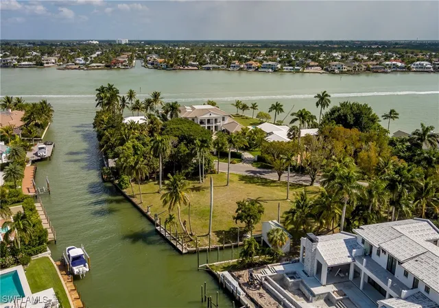 Photo 3 of Land for sale at 930 18th Avenue S, Naples, FL 34102 | MLS# 225068501 | Listing updated on 2026-08-21