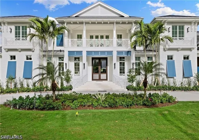 Photo 3 of Single family home for sale at 2131 Marina Dr, Naples, FL 34102 | MLS# 225070240 | Listing updated on 2026-08-30