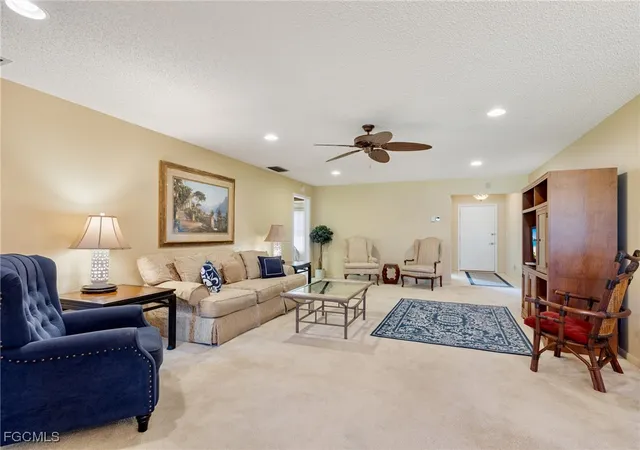 Photo 4 of Sale Pending at 1239 Broadwater Dr, Fort Myers, FL 33919 | MLS# 2025010720 | Listing updated on 2026-09-28
