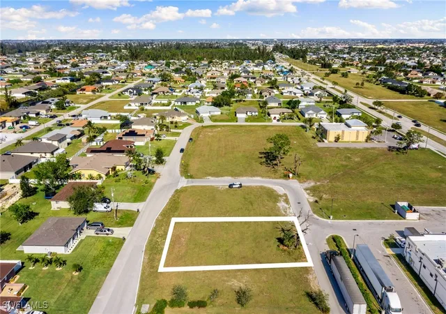 Photo 2 of House for sale at 1523 SW 16th Court, Cape Coral, FL 33991 | MLS# 225073307 | Listing updated on 2026-03-31