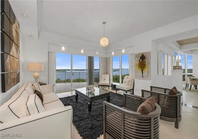 Listing Photo 2 - Condo for sale in building located at 4931 Bonita Bay Blvd, Bonita Springs, FL 34134 - Unit #703