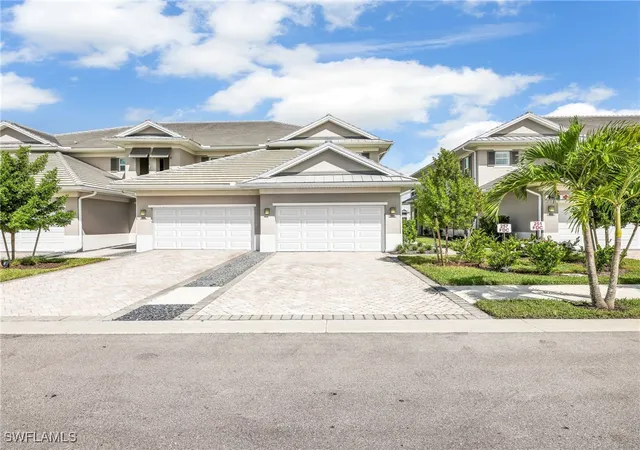 Photo 2 of Townhouse for sale at 257 Indies Dr E #102, Naples, FL 34114 | MLS# 225074568 | Listing updated on 2026-08-30