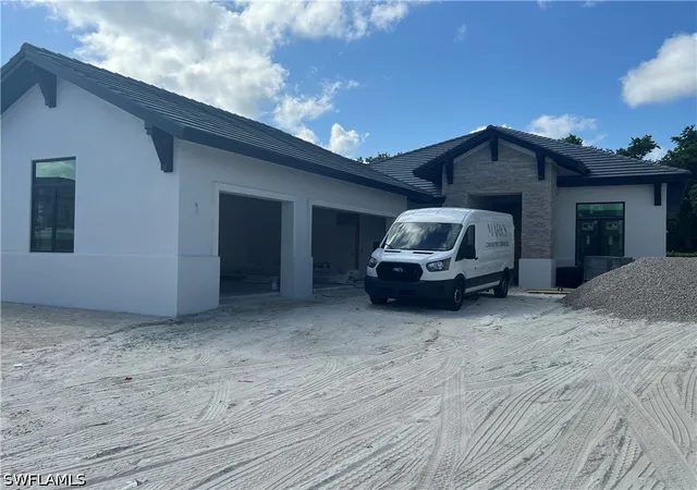Photo 3 of Single family home for sale at 6654 Palisades Ave, Naples, FL 34109 | MLS# 225075531 | Listing updated on 2026-08-19