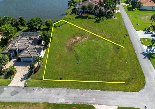 Photo 2 of Land for sale at 17994 Bluewater Dr, Naples, FL 34114 | MLS# 225075029 | Listing updated on 2026-08-18