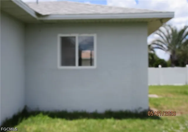 Photo 3 of Sale Pending at 306 Se 2nd Street, Cape Coral, FL 33990 | MLS# 2025018124 | Listing updated on 2026-08-20