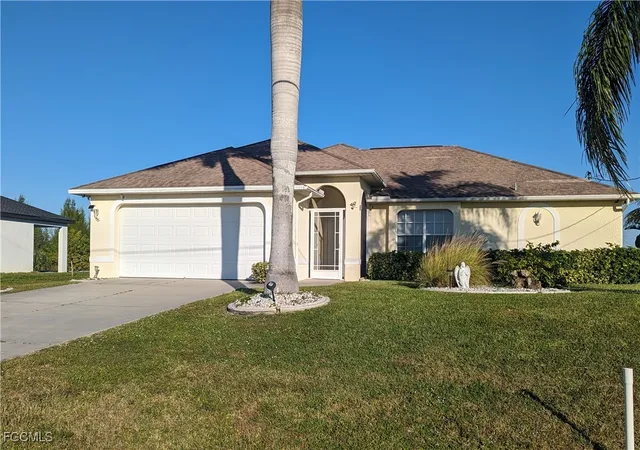 Photo 3 of Single family home for sale at 1007 Ne 1St Ave, Cape Coral, FL 33909 | MLS# 2025018210 | Listing updated on 2026-08-27