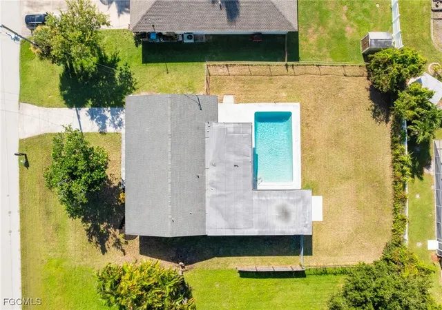 Photo 2 of Sale Pending at 2514 Se 26th Avenue, Cape Coral, FL 33904 | MLS# 2025018597 | Listing updated on 2026-08-26