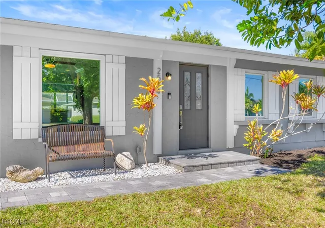 Photo 3 of Sale Pending at 2514 Se 26th Avenue, Cape Coral, FL 33904 | MLS# 2025018597 | Listing updated on 2026-08-26