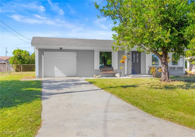 Photo 4 of Sale Pending at 2514 SE 26th Avenue, Cape Coral, FL 33904 | MLS# 2025018597 | Listing updated on 2026-08-26