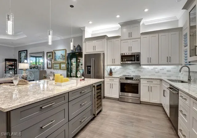 Listing Photo 4 - Condo for sale in building located at 9637 Montelanico Loop, Naples, FL 34119 - Unit #203