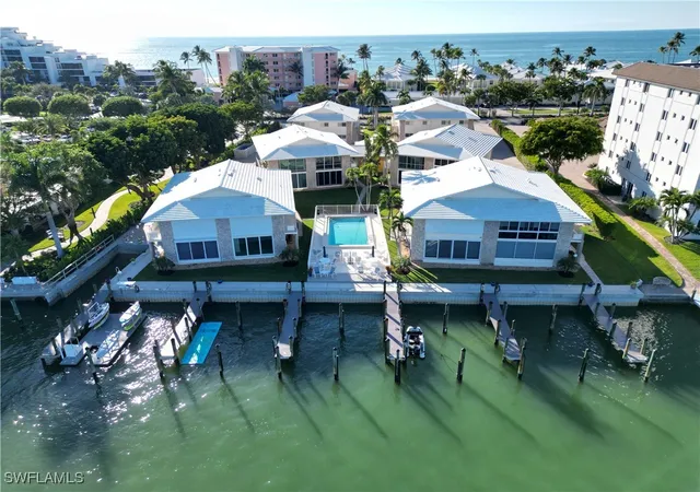 Photo 1 of Condo for sale at 2500 Gulf Shore Blvd N #N4, Naples, FL 34103 | MLS# 225060921 | Listing updated on 2026-08-19