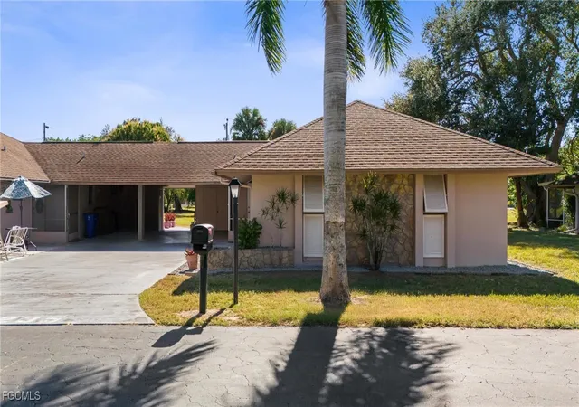 Photo 2 of Sale Pending at 235 Thistle Ct, Lehigh Acres, FL 33936 | MLS# 2025020961 | Listing updated on 2026-08-19