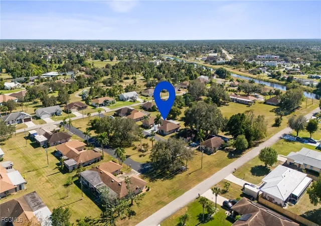 Photo 4 of Sale Pending at 235 Thistle Ct, Lehigh Acres, FL 33936 | MLS# 2025020961 | Listing updated on 2026-08-19