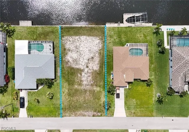 Photo 4 of Land for sale at 1724 SW 43rd Street, Cape Coral, FL 33914 | MLS# 2025021397 | Listing updated on 2026-08-27