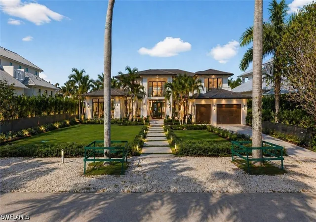 Photo 2 of Land for sale at 601 17th Avenue S, Naples, FL 34102 | MLS# 225080474 | Listing updated on 2026-08-17