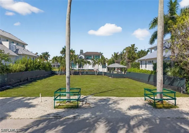 Photo 3 of Land for sale at 601 17th Avenue S, Naples, FL 34102 | MLS# 225080474 | Listing updated on 2026-08-17