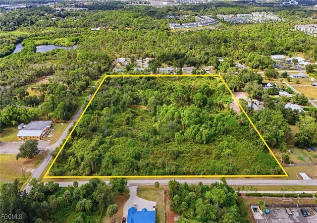 Photo 2 of Land for sale at 536 Evergreen Rd, North Fort Myers, FL 33903 | MLS# 2025022705 | Listing updated on 2026-08-26