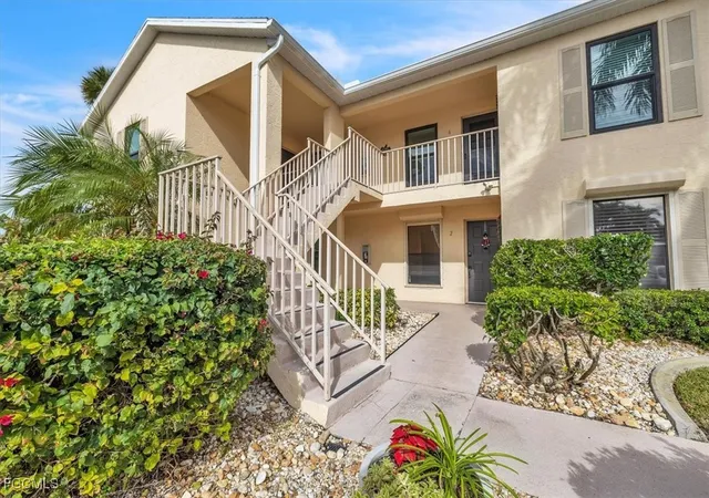 Photo 2 of Sale Pending at 15000 Arbor Lakes Dr E #6, North Fort Myers, FL 33917 | MLS# 2025022798 | Listing updated on 2026-08-25