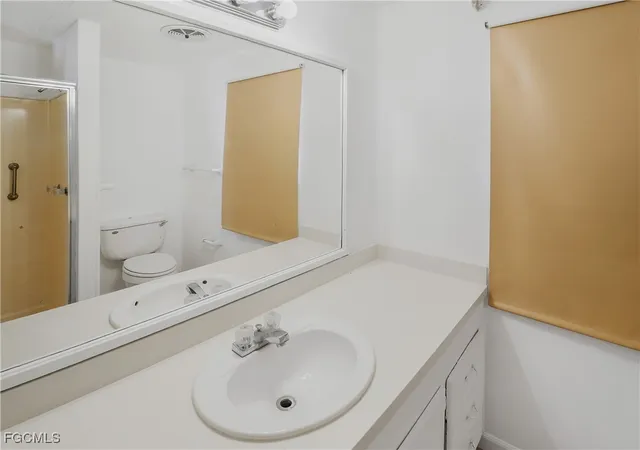 Photo 4 of Manufactured home for sale at 14518 Battery Bnd, North Fort Myers, FL 33917 | MLS# 2025024335 | Listing updated on 2026-08-22