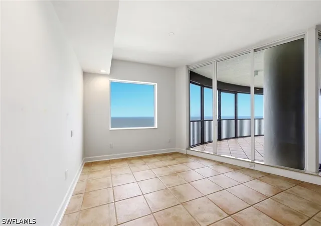 Listing Photo 5 - Condo for sale in building located at 8665 Bay Colony Dr, Naples, FL 34108 - Unit #PH 2003