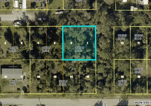 Photo 1 of Land for sale at 433 Santa Cruz St, North Fort Myers, FL 33903 | MLS# 2025026323 | Listing updated on 2026-08-14