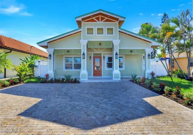 Photo 1 of Single family home for sale at 648 100th Avenue N, Naples, FL 34108 | MLS# 225085040 | Listing updated on 2026-08-27
